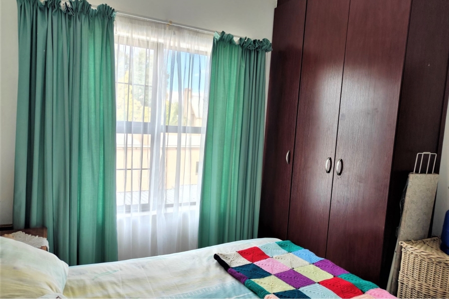 2 Bedroom Property for Sale in Moorreesburg Western Cape